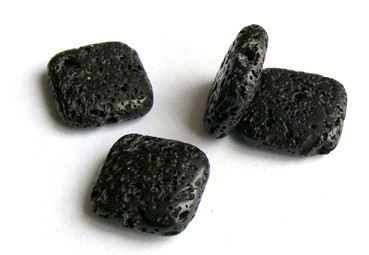 1 Strang Lava, Quadrat, 16 mm, schwarz