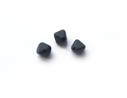 100 Stk. Doppelpyramide, 6 mm x 5 mm, schwarz matt