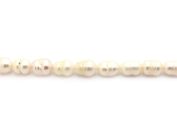 1 Strang Süßwasserperlen "reisförmig", 6x9 mm, natur