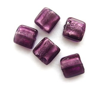 Perle mit Silbereinzug