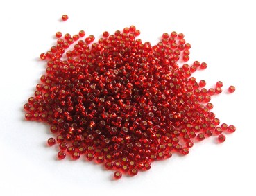 Roccailles, 3 mm, rot mit Silbereinzug