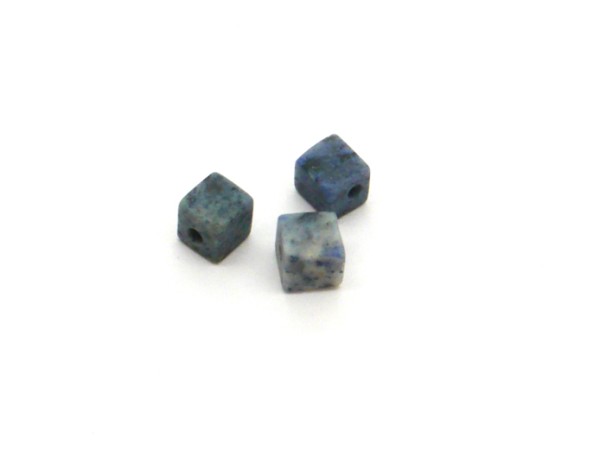 Würfel, Dumortierit, 4 mm, blau, matt