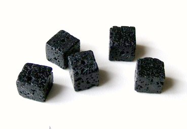 1 Strang Lava, Würfel, 10 mm, schwarz