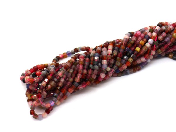 1 Strang Spinell, Würfel, 2 mm, rot