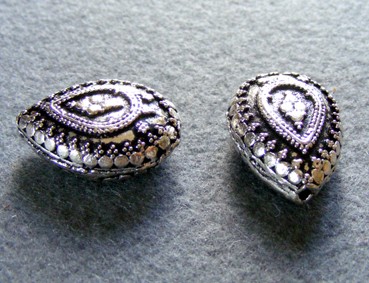 Tropfen, 23 mm, versilbert