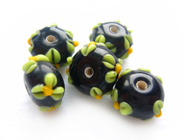 Lampenperle mit Blumen