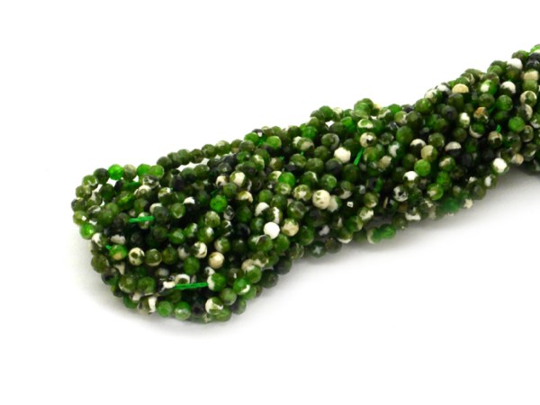 1 Strang Diopsid, facettiert, 2,6 mm, grün